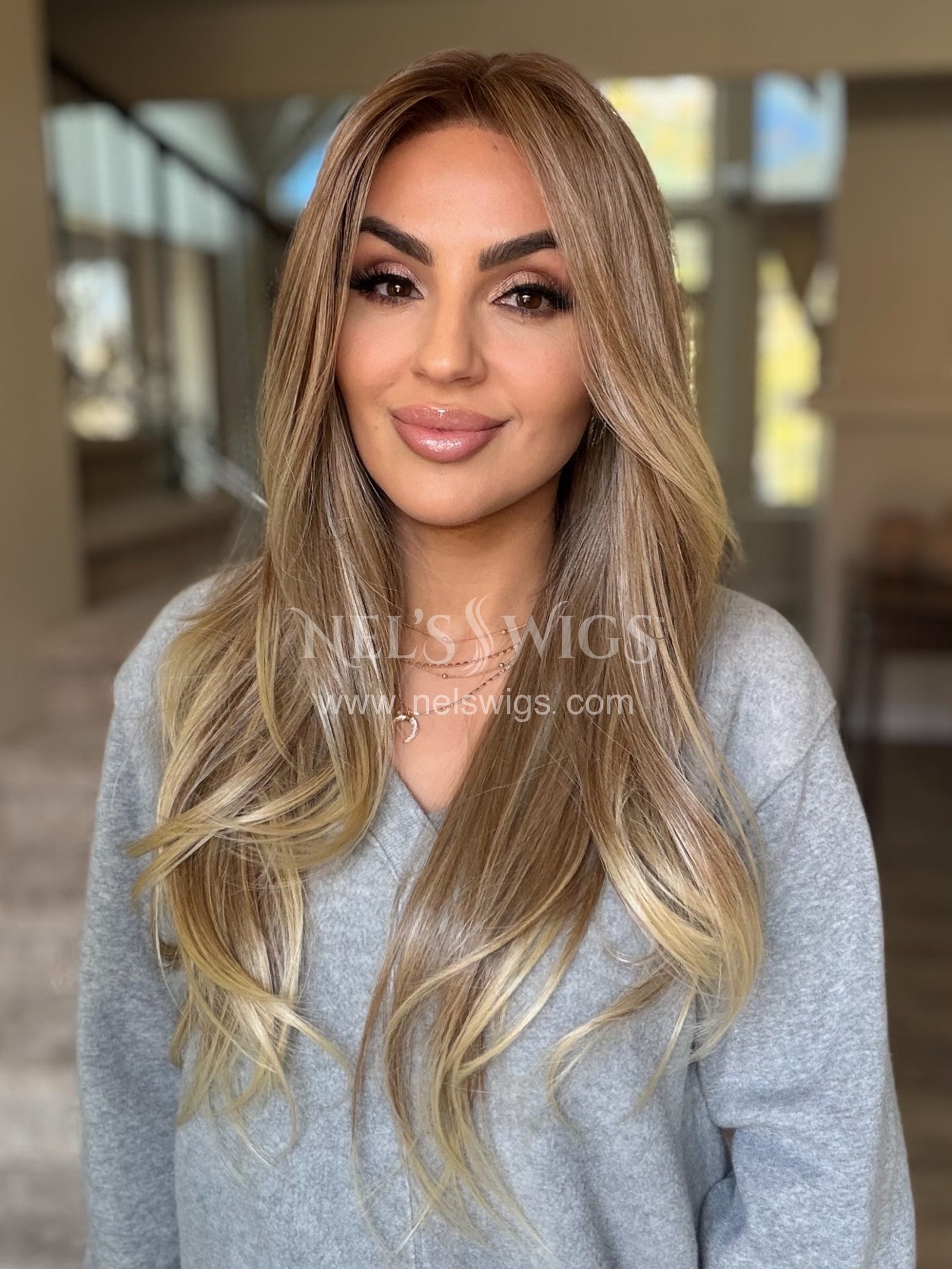 Tracy 01 - OG - Medium Neutral Blonde with Warm Blonde Ends