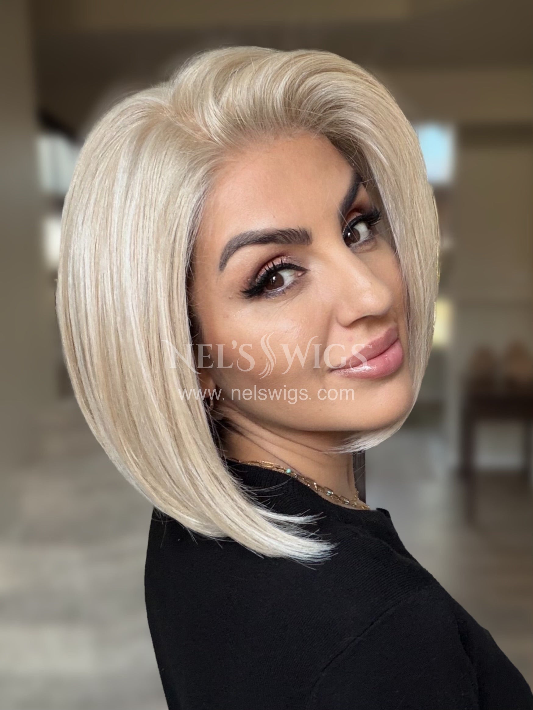 Nikki 05 - Neutral Blonde