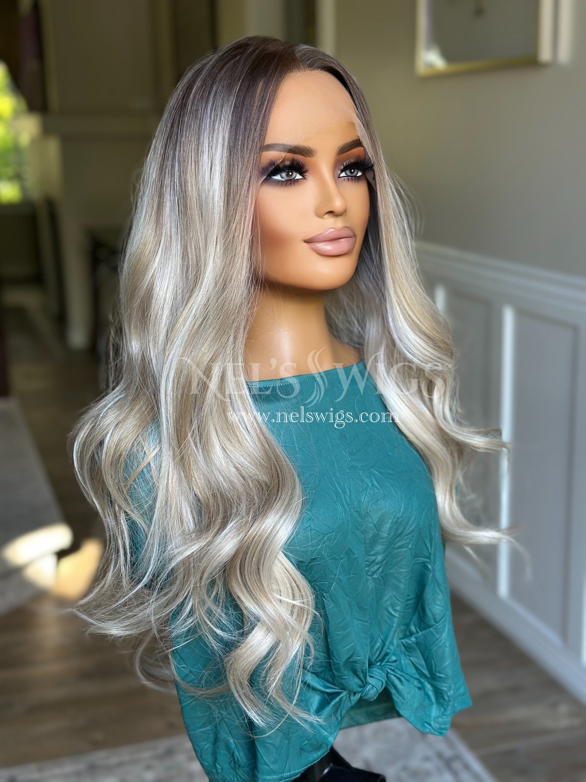 Lenora 02 - Wavy