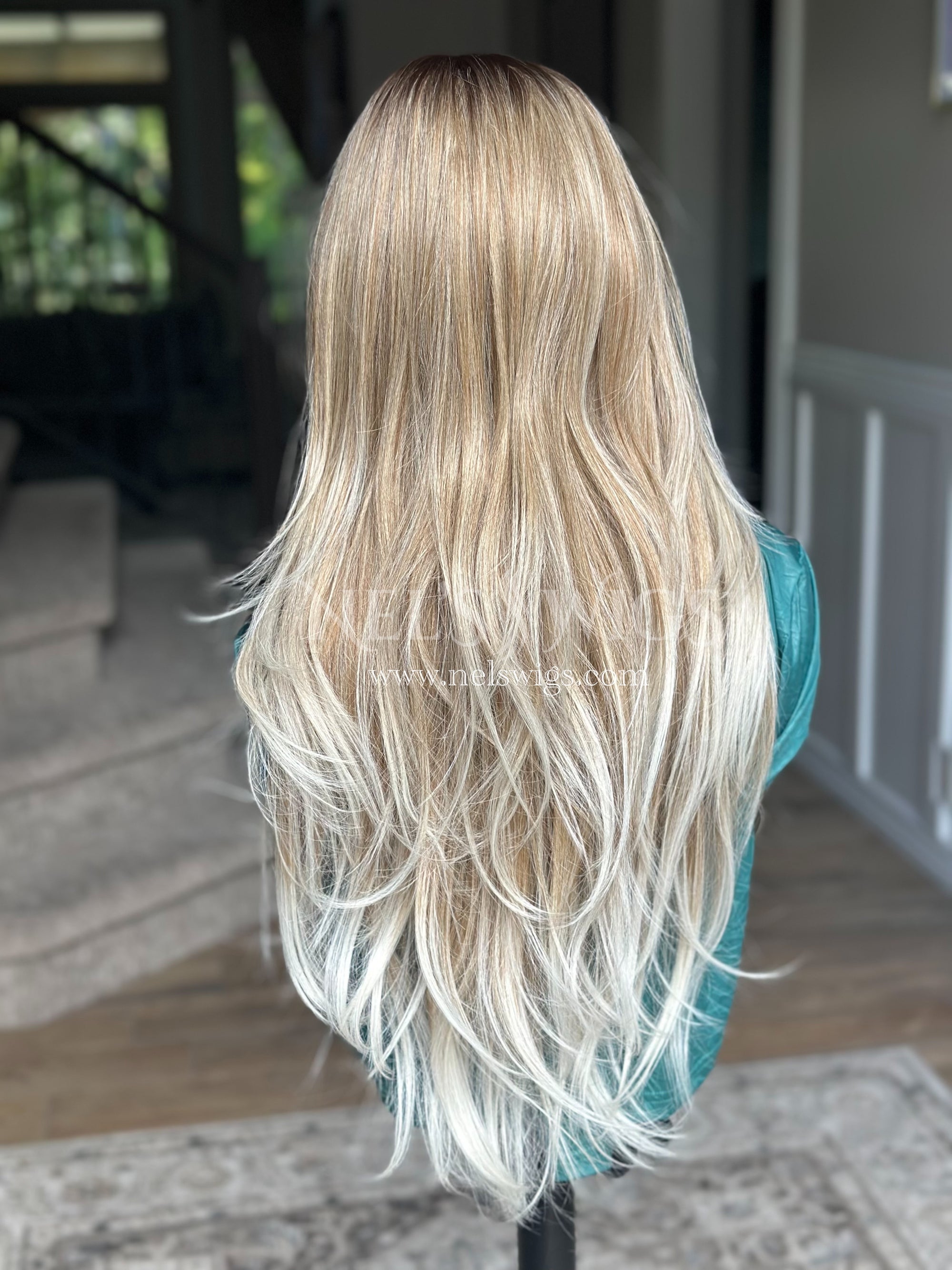 Madison - Warm Cream with Light Blonde Ends