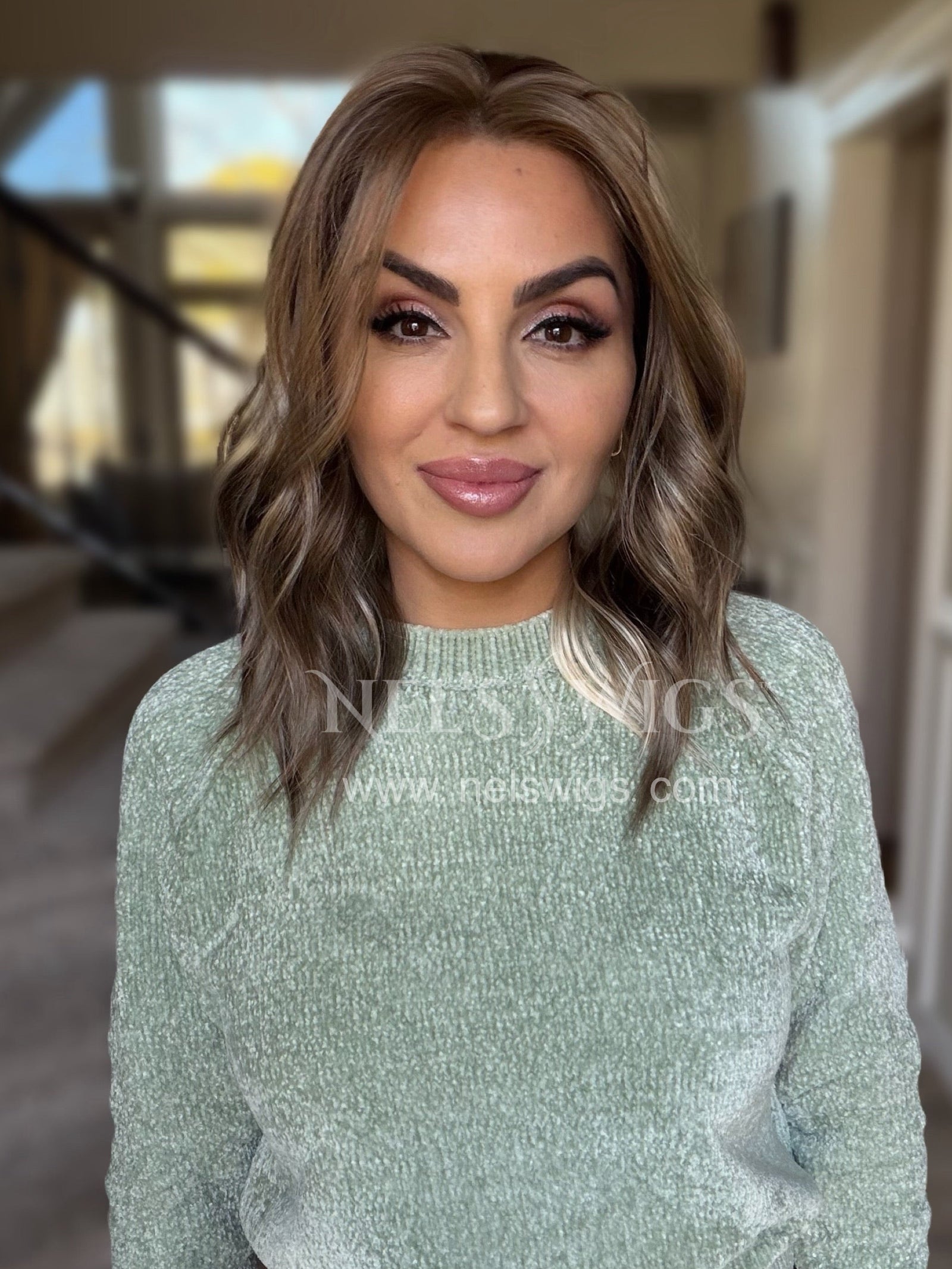 Cindy 01 - Small - Ashy Light Brunette and Vanilla Blonde