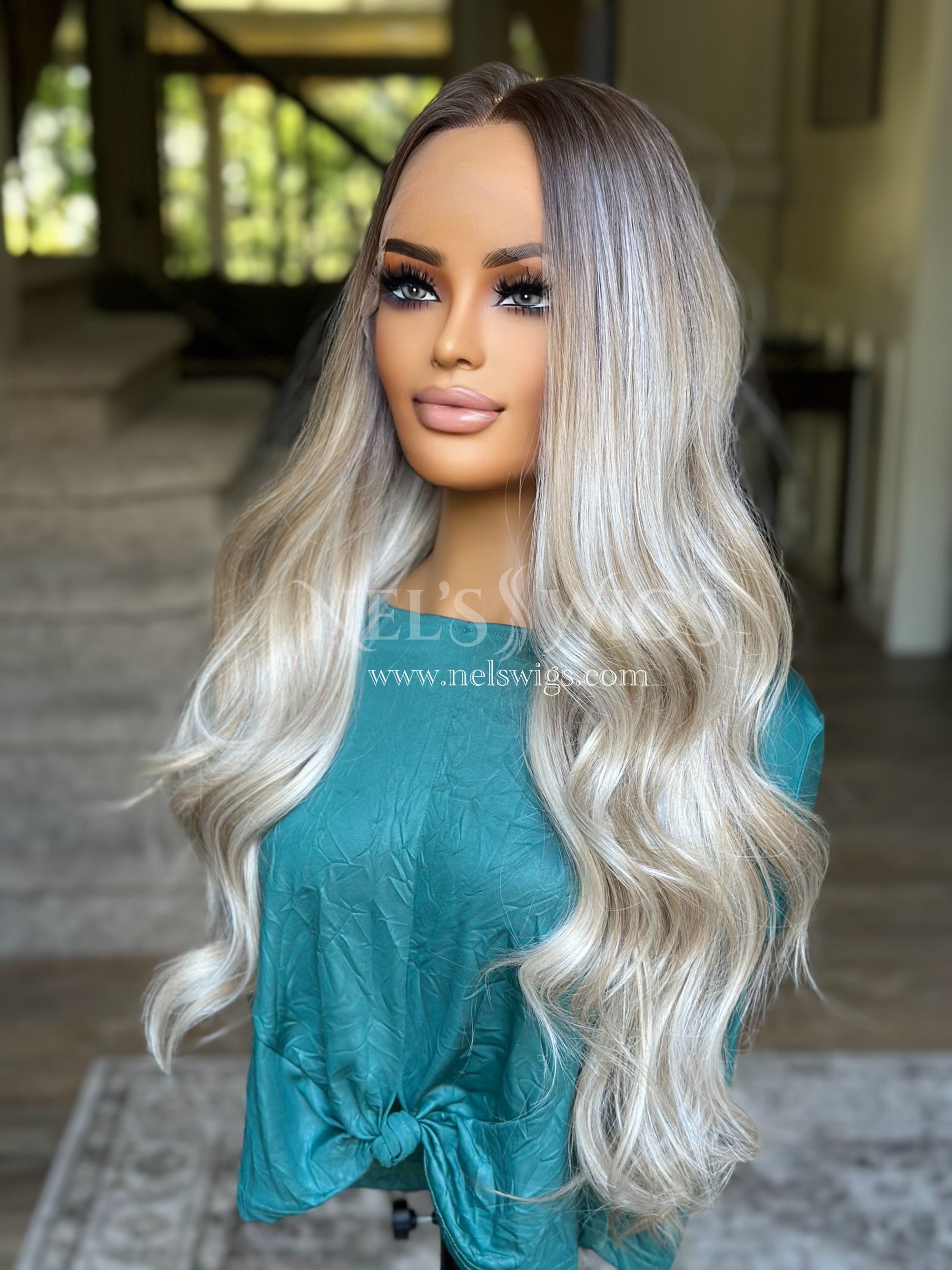 Lenora 02 - Wavy