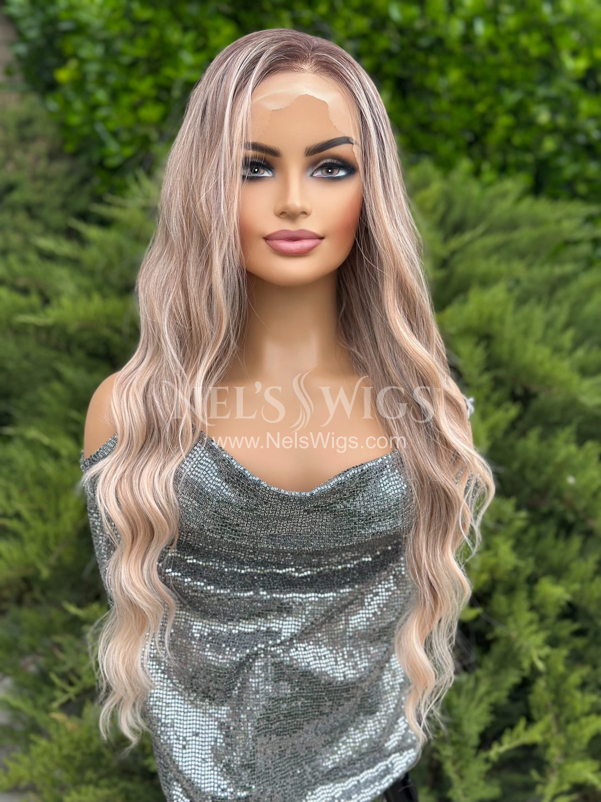Shauna - Average (Tanya coloring) - Final Sale