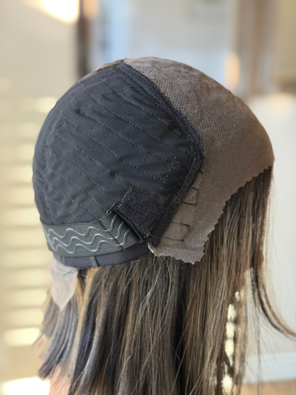 Felicity 03 - Dark Brown and Golden Blonde Mix