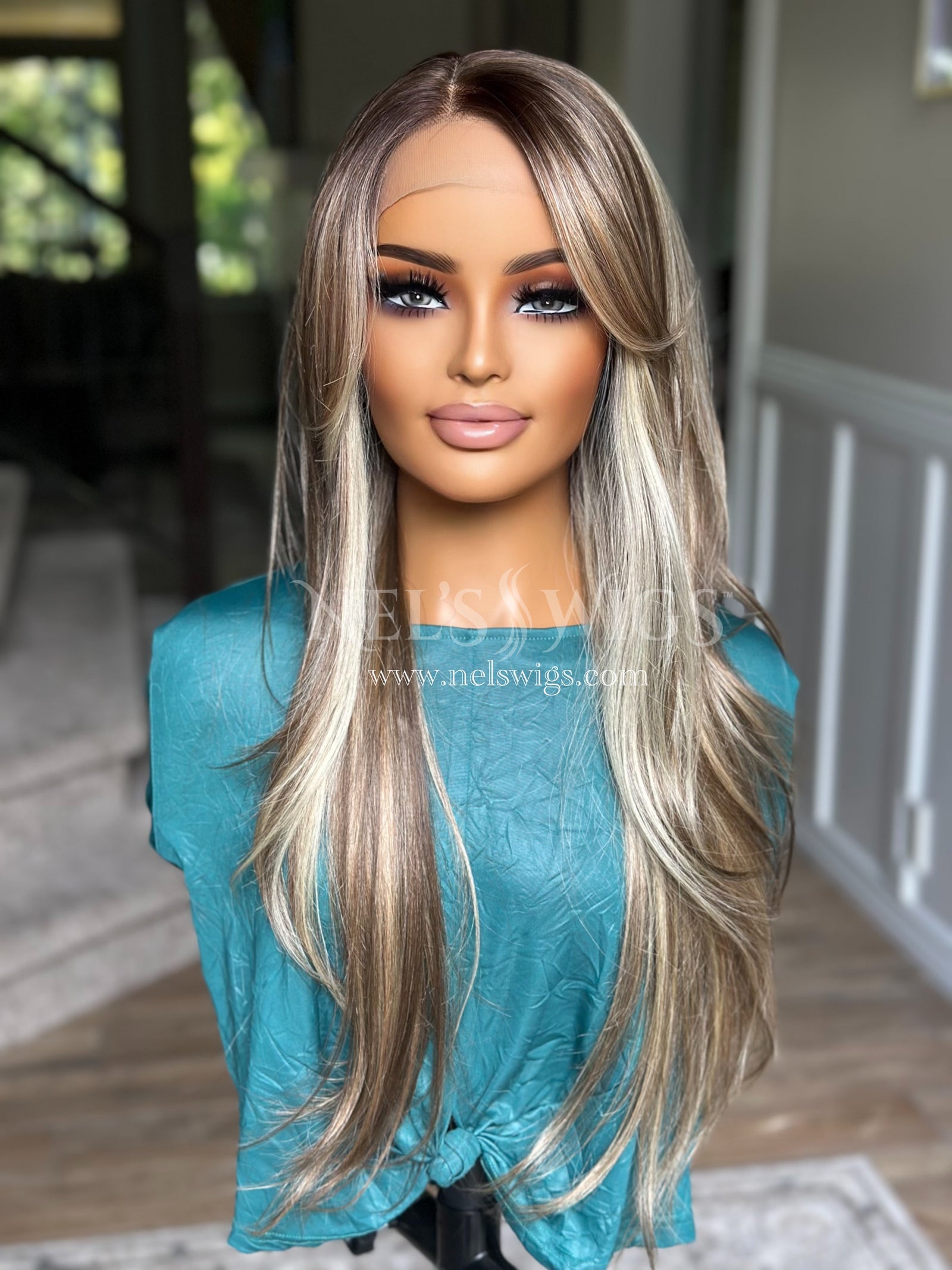 Madison - Warm Blonde and Light Brown Mix (Highlighted)