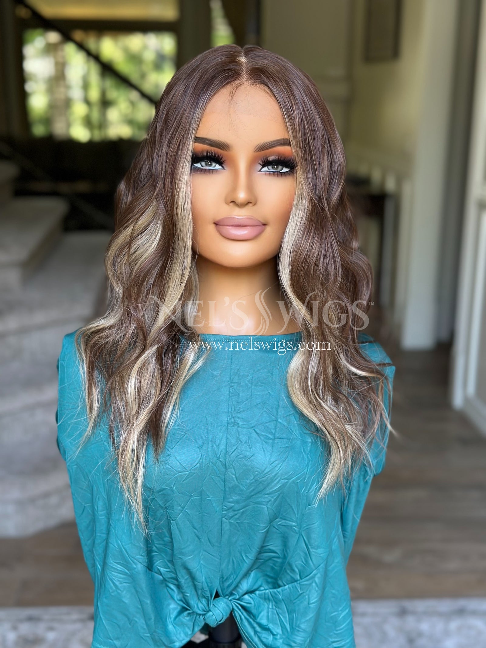 Ariana 03 - Light Chocolate Brunette with Money Pieces