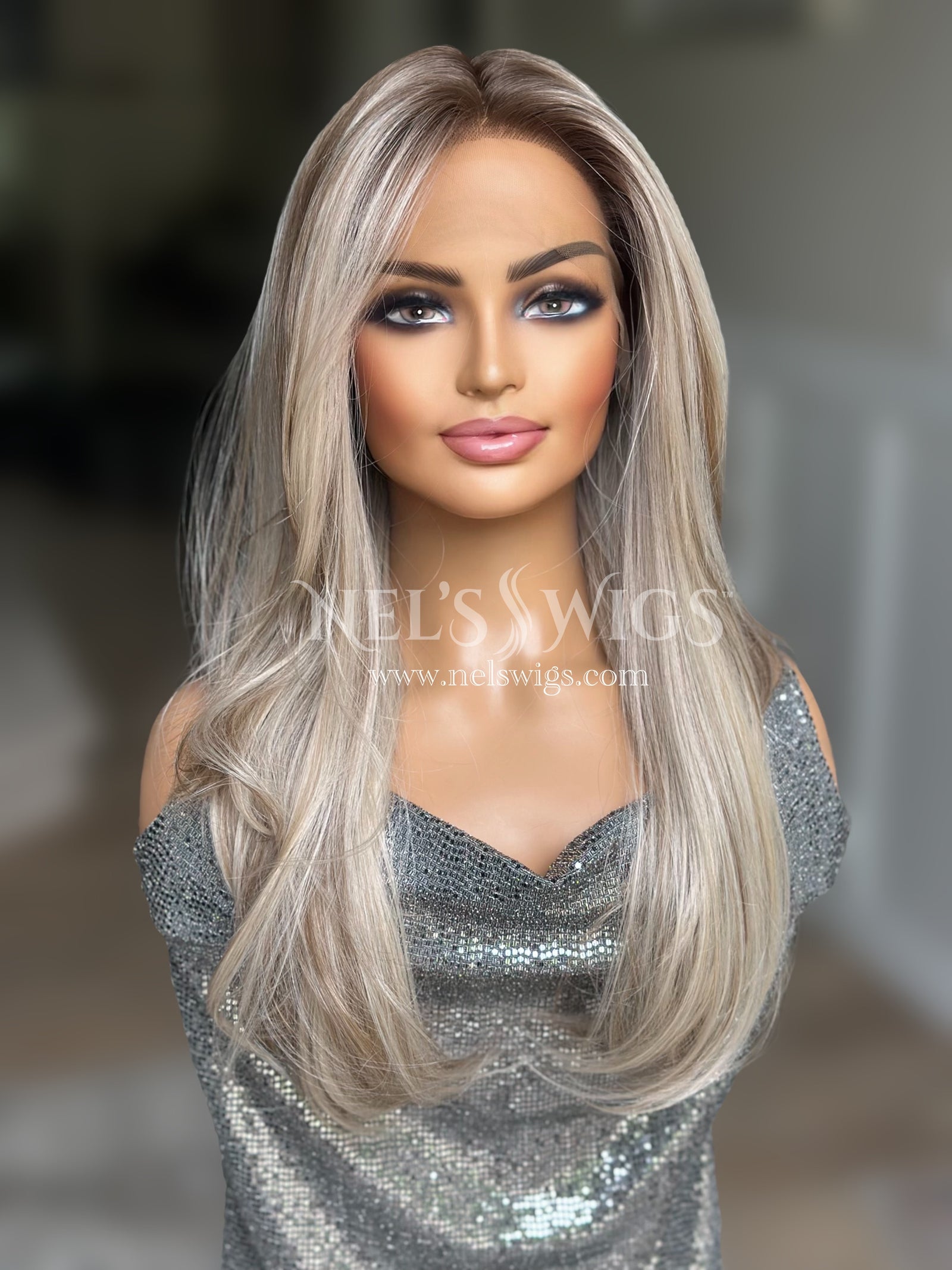 Tracy 13 -  Neutral Blonde with Light Brown Lowlights