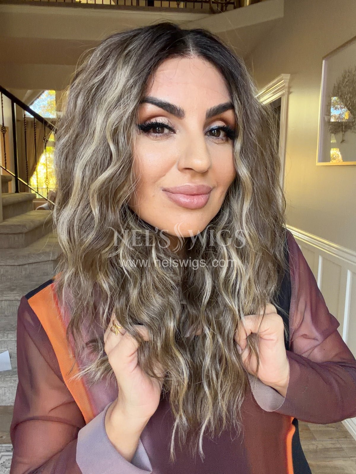 Ocean 05 - 23” - Soft Brunette with Neutral Blonde Highlights