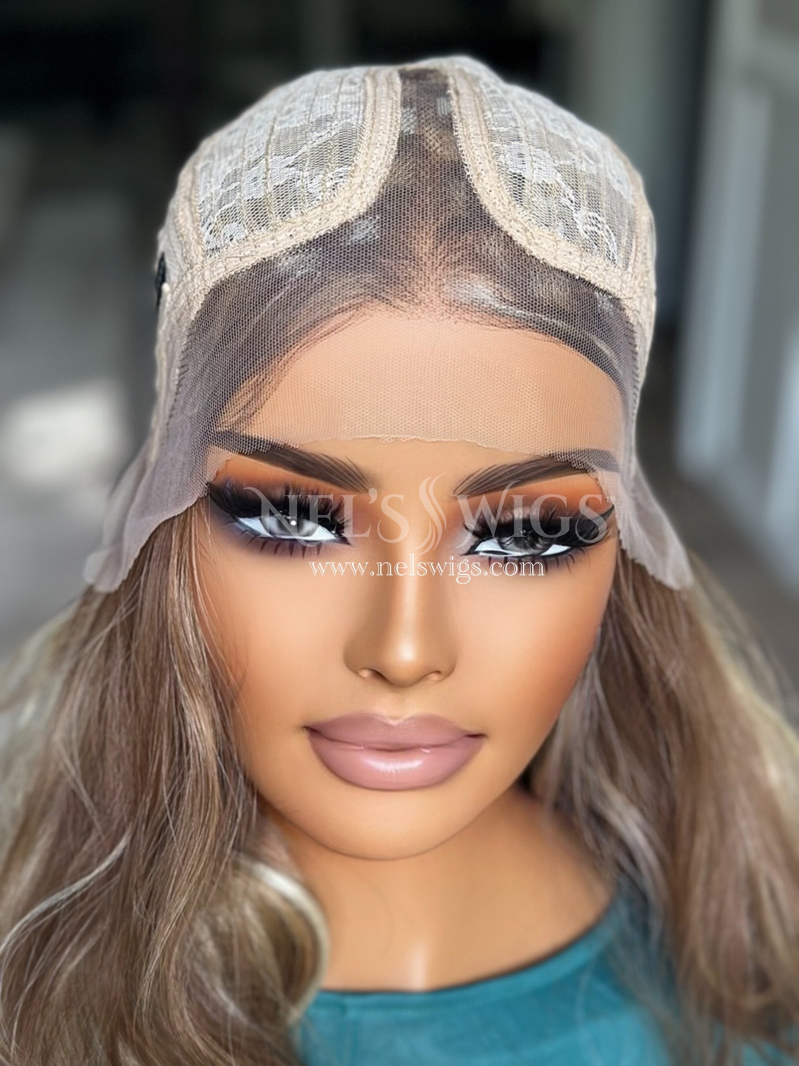 Bianca 10 - Light Brown with Warm and Strawberry Blonde - Highlighted