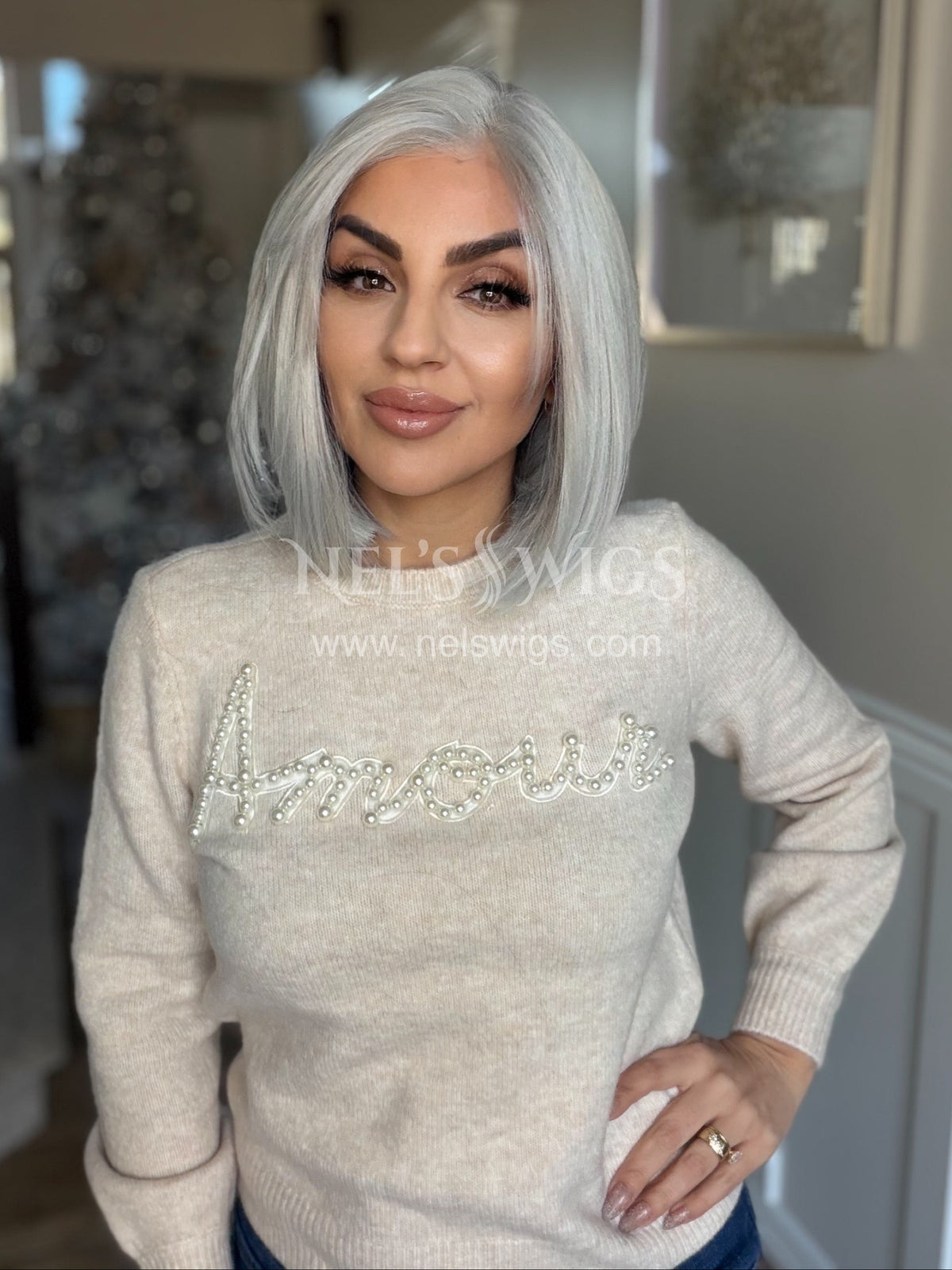 Felicity 01 - Silver Blonde