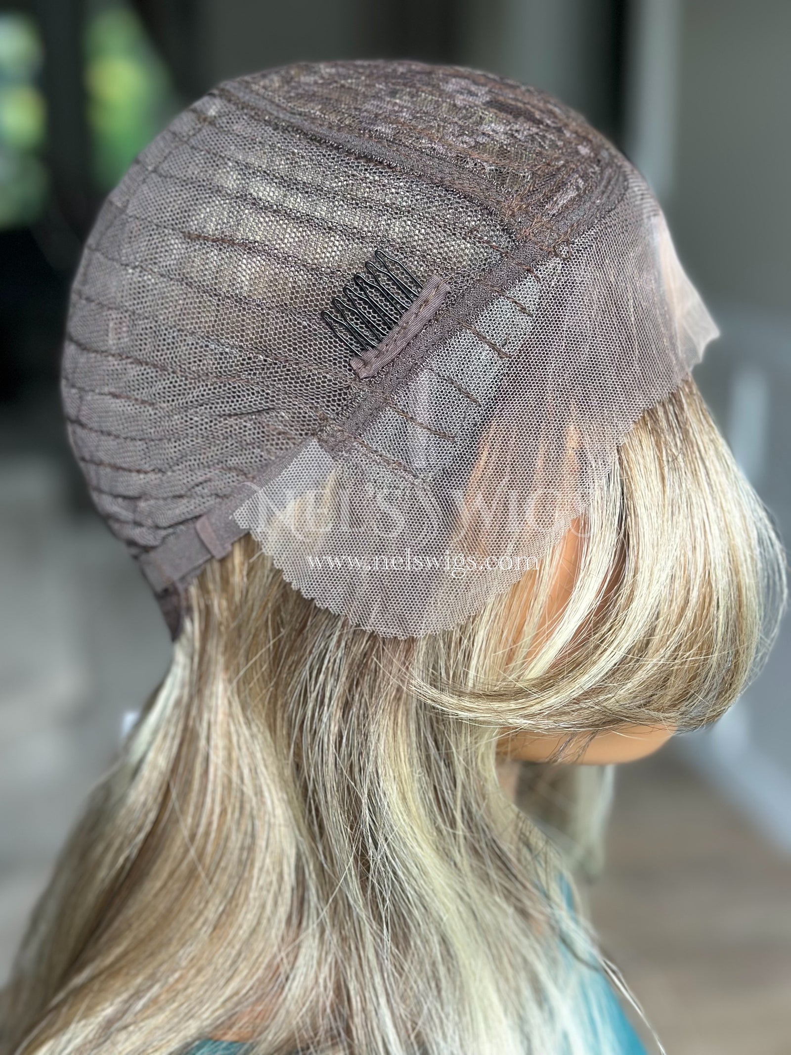 Madison - Warm Blonde and Light Brown Mix (Highlighted)