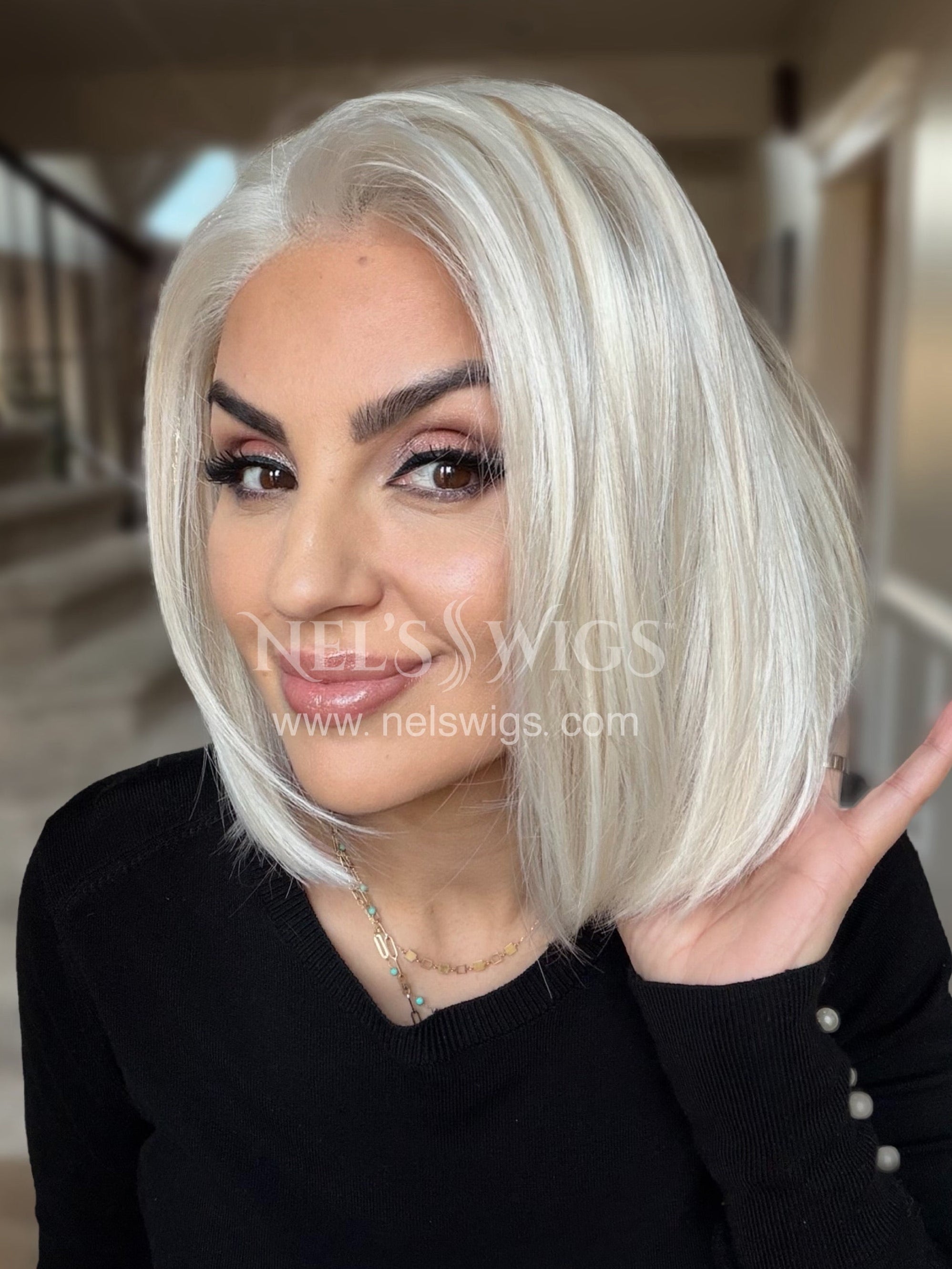 Nikki 02 - Creamy Platinum with Lowlights