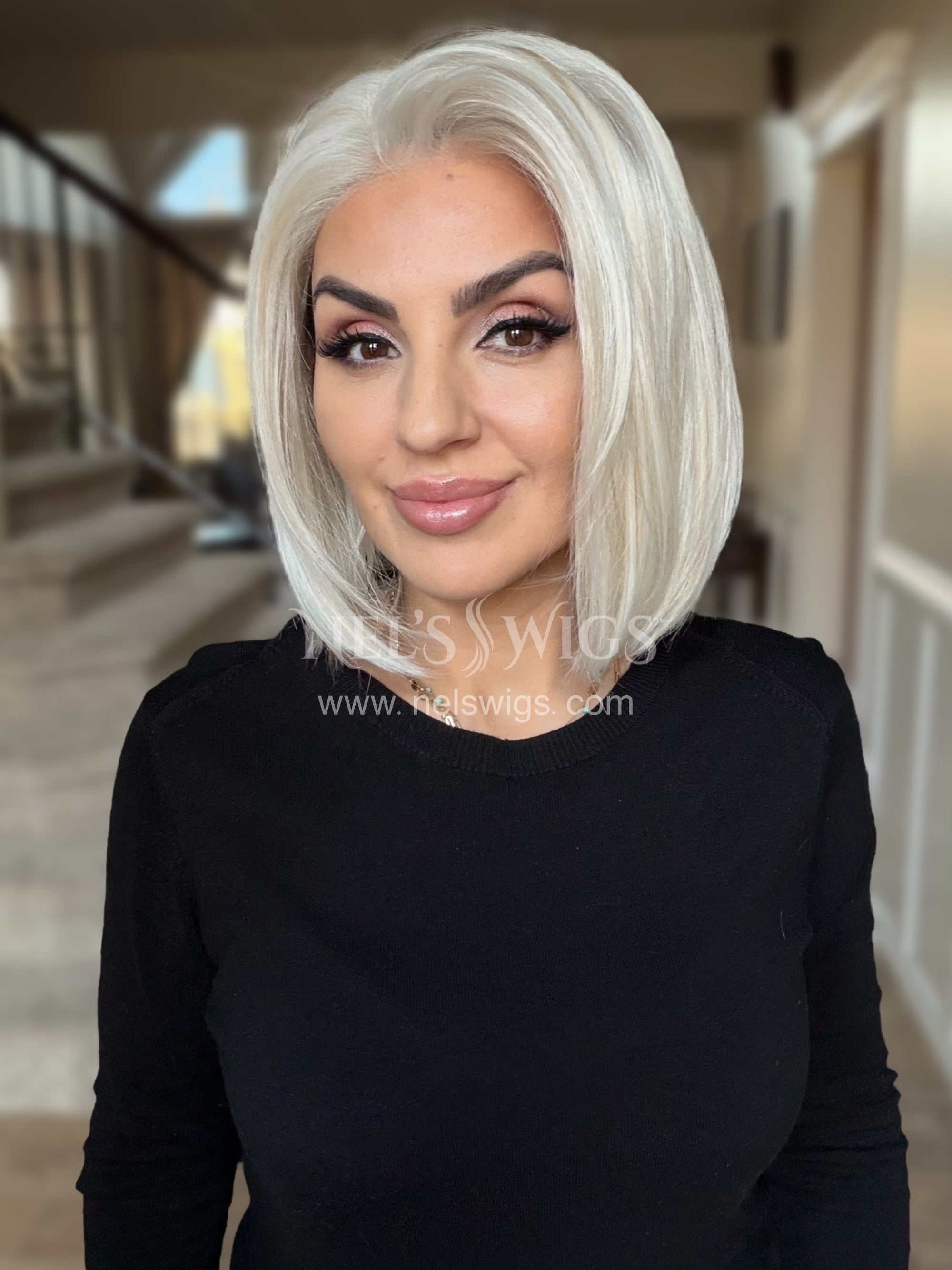 Nikki 02 - Creamy Platinum with Lowlights