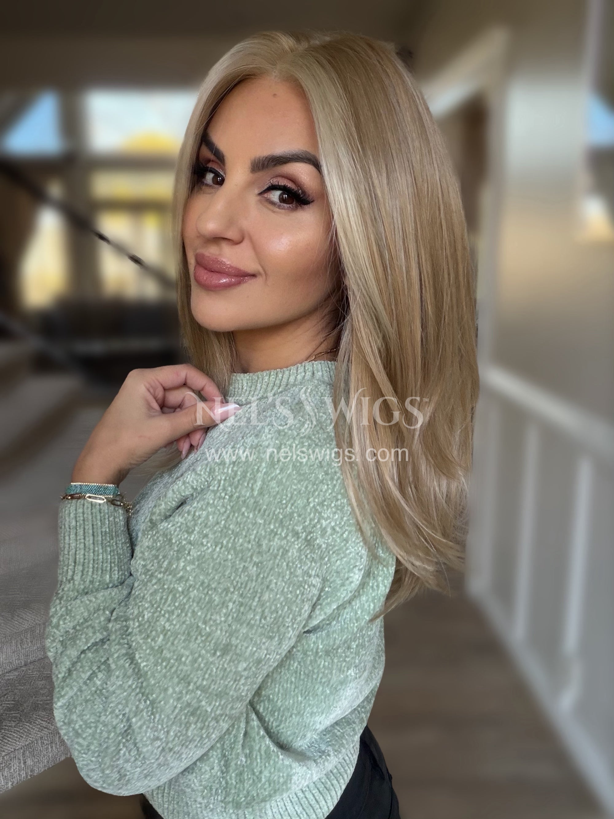 Raquel 02 - Monofilament - Medium Neutral Blonde