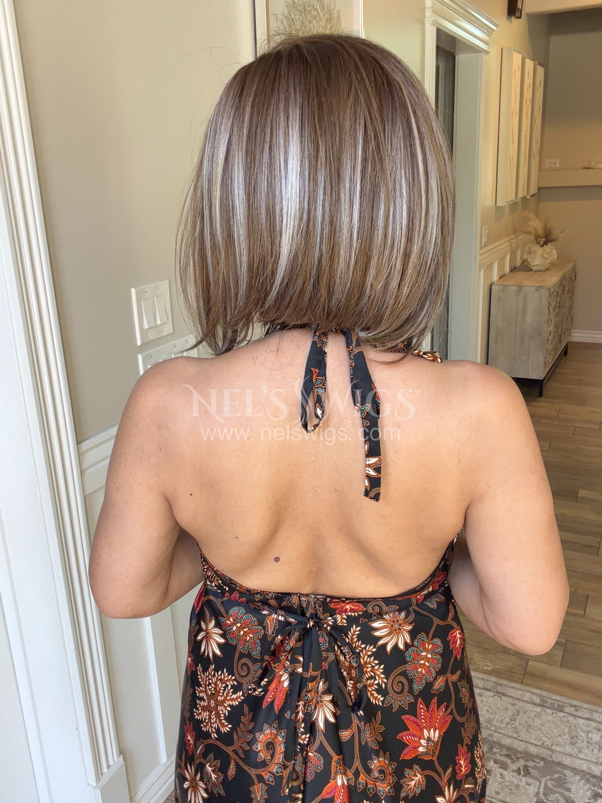 Nikki 09 - Light Brown with Platinum Highlights