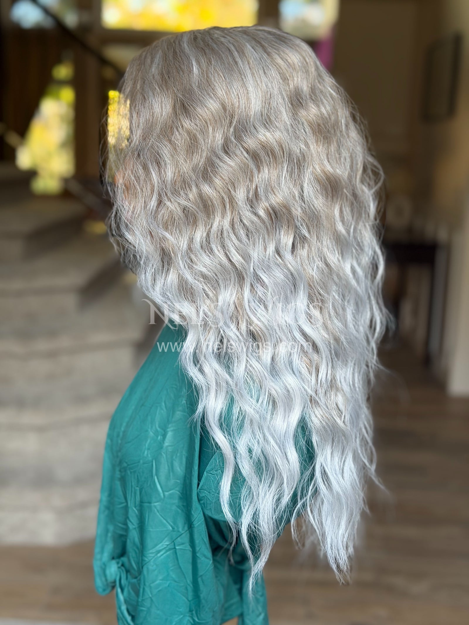 Ocean 02 - 23" - Silver and Smokey Beige Blend (Denise Release)