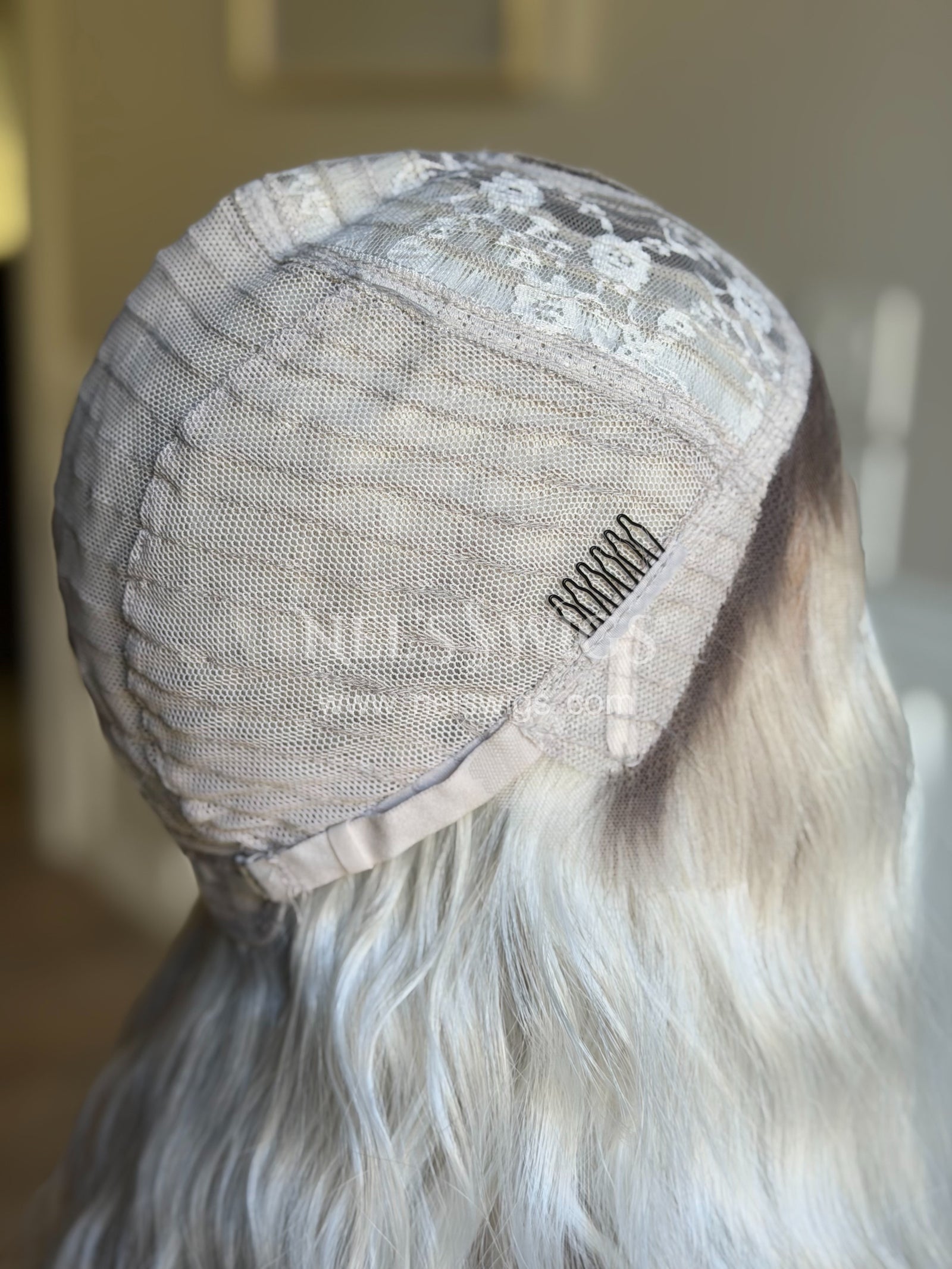 Ocean 03 - 26" - Icy Blonde