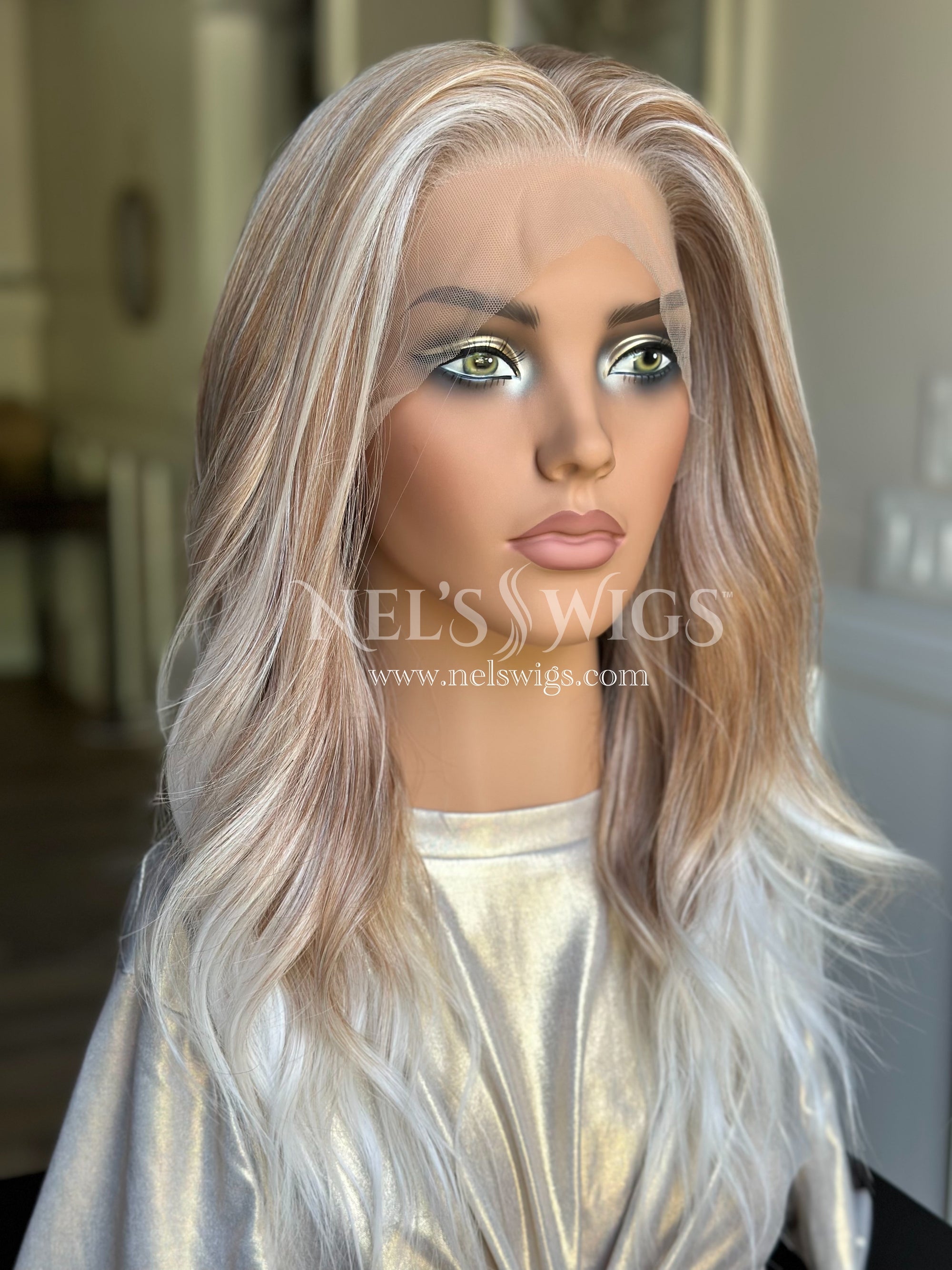 Kendra 01 - Large