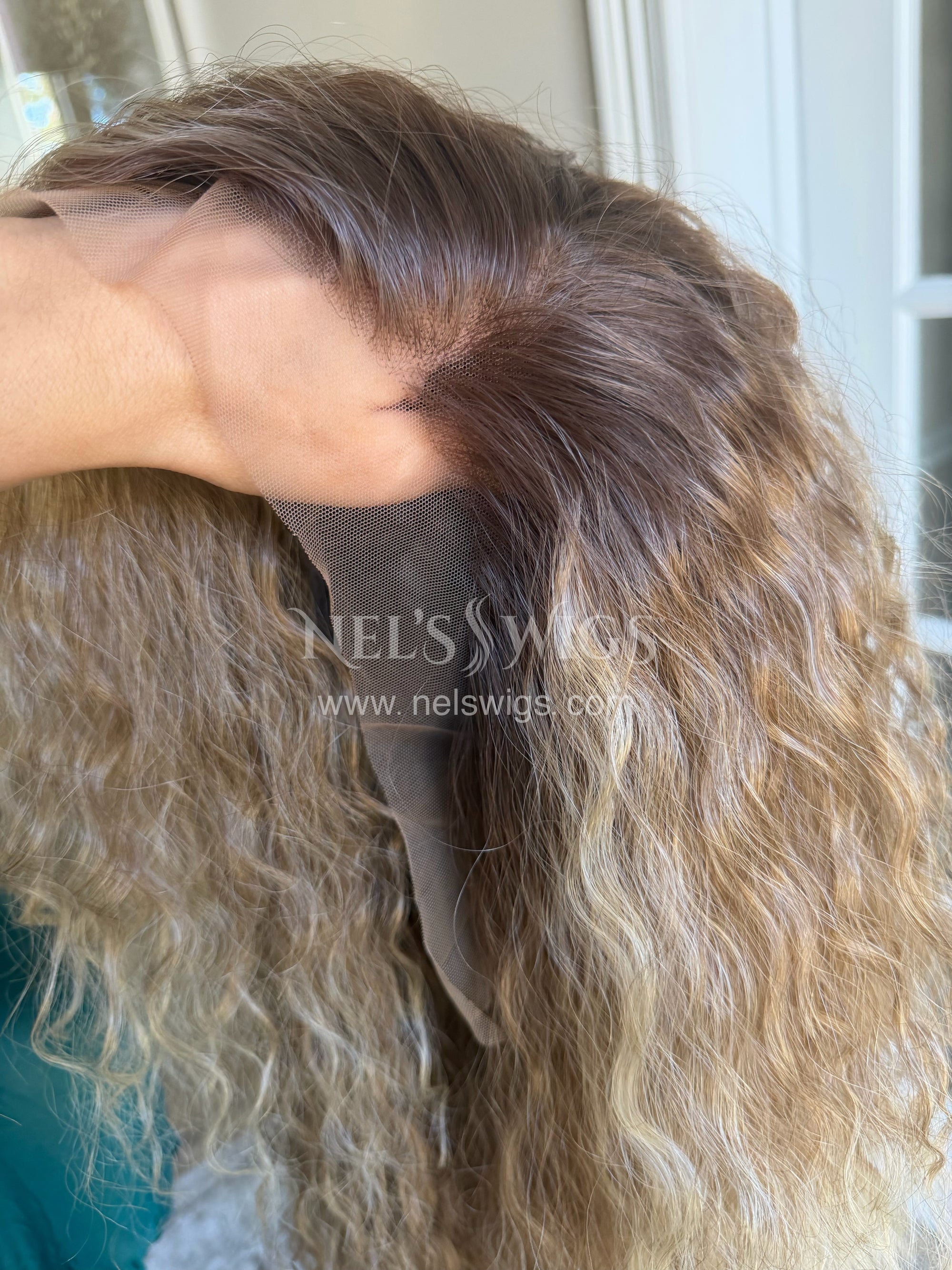 Lydia - NEUTRAL BLONDE