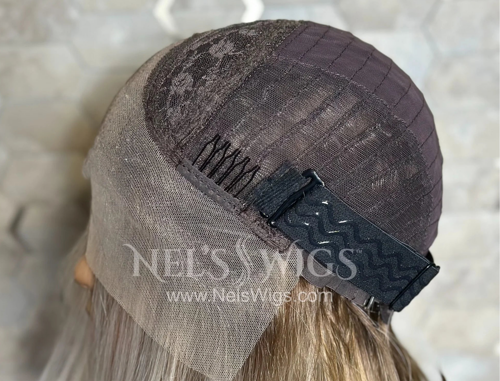 Nora 02 - Warm Brunette with Highlights