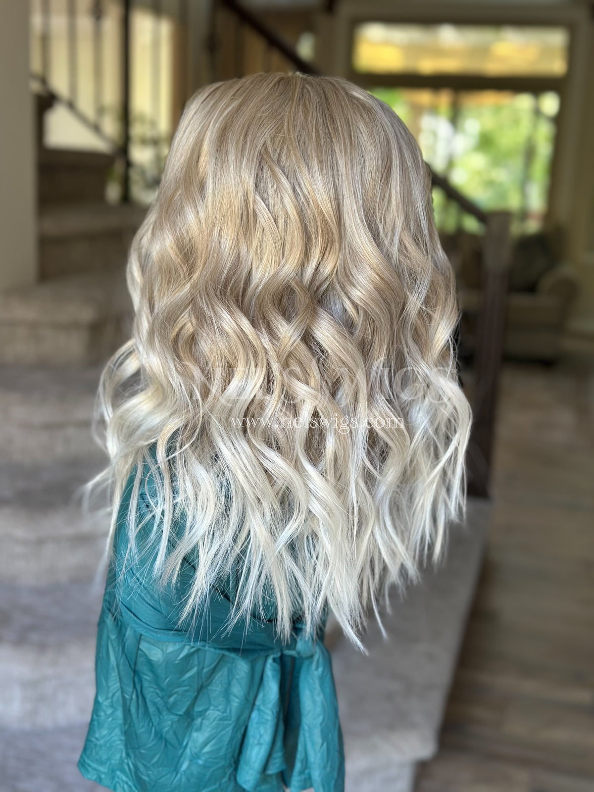 Ariana 10 - Creamy Vanilla