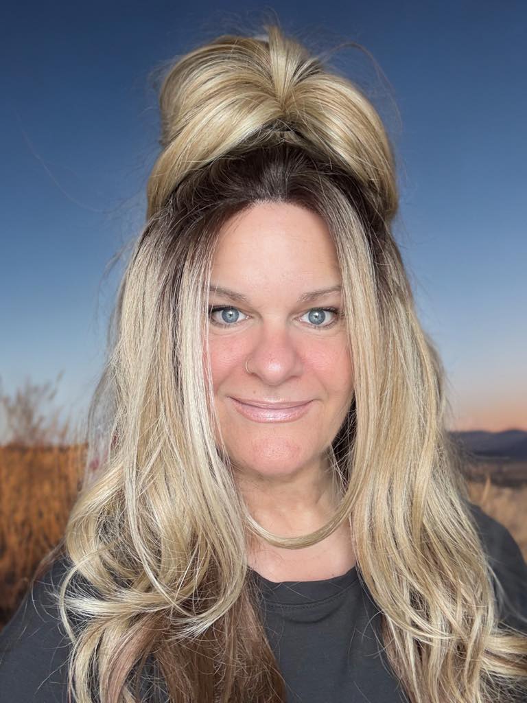 Mistey – Blonde and Brunette Mix - FINAL SALE (discontinued)