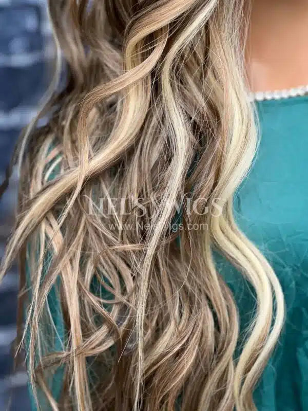 Bianca 01 -  Warm Blonde and Light Brown Mix - Highlighted