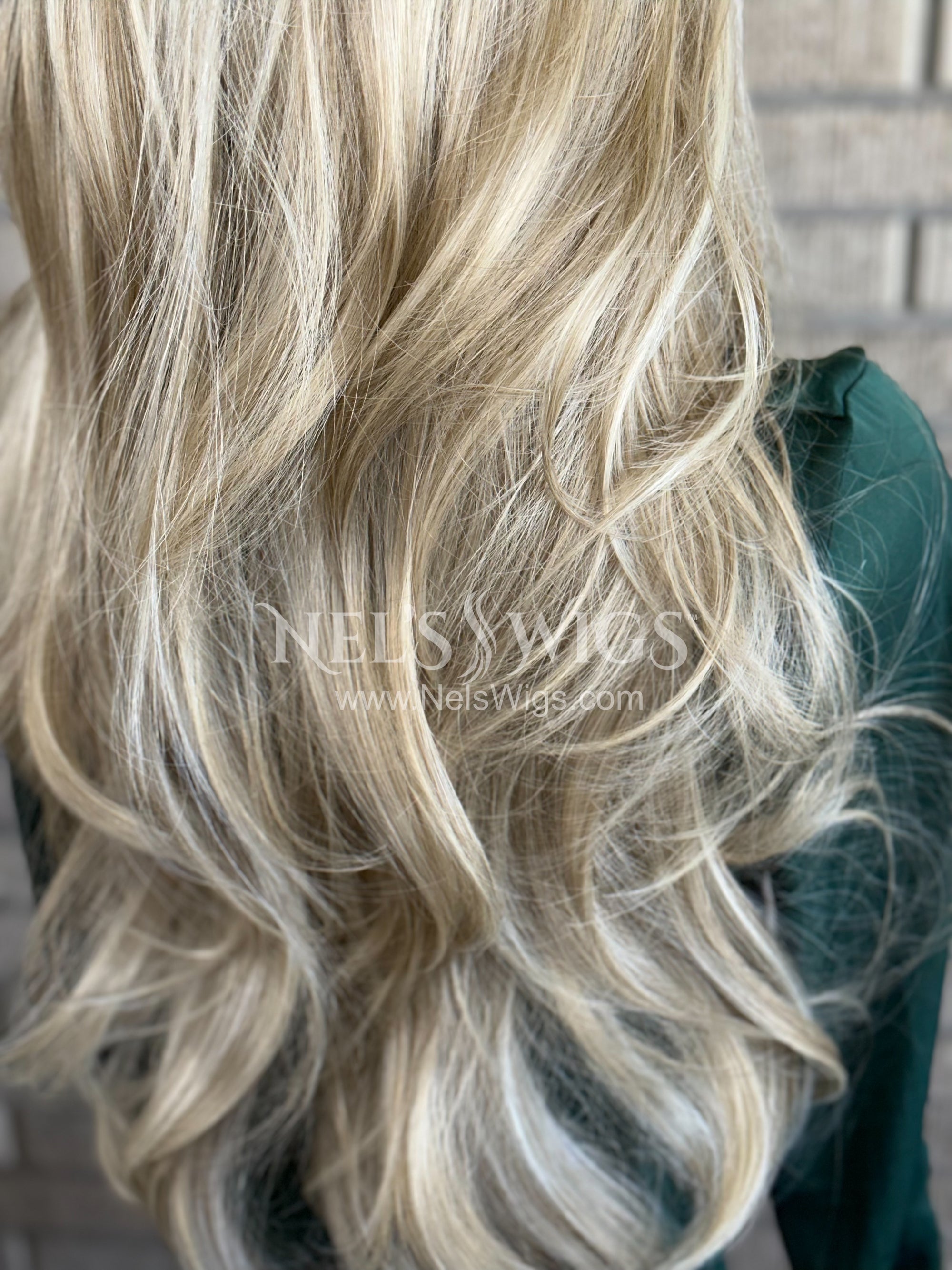 Amelia - Blonde with Highlights - FINAL SALE